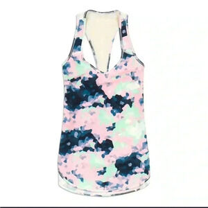 Lululemon Vent it Out Watercolor Pink Green Blue White Print Tank Top EUC Size 8